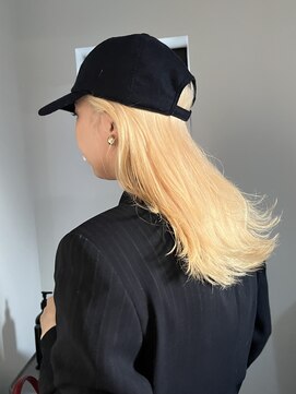 ゾーイダイミョウ(ZOEY daimyo) blonde color