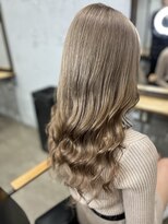 ワン(ONE)&nbsp;ミルクティーグレージュ