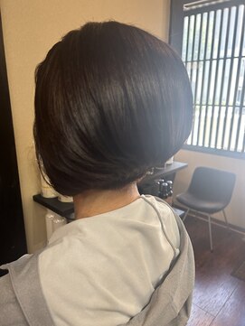 ヘアークラブアート 前下がりショート