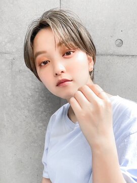 ギークス(GEEKS) 【GEEKS渋谷】オリーブグレージュ/小顔/クールショート/襟足短め