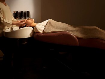 クレアトゥール Createurの写真/《完全個室×マンツーマン》リラックス×自律神経を整える効果で疲れを解消◎健康的な美髪へと導きます。