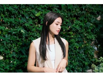 レボア スタイル(REVOIR style)の写真/あなた史上最高な髪質へ。トリートメントで癖毛を抑制する【美還元トリートメント】。カラーと同時施術◎！