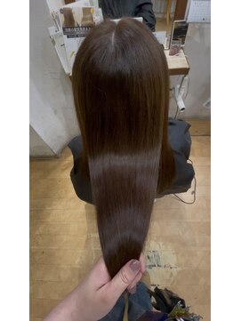 カラーサロンビスカリア 相模原エリア 淵野辺駅店(Color salon Biscaria) 赤みを抑えるオリーブグレージュ艶髪