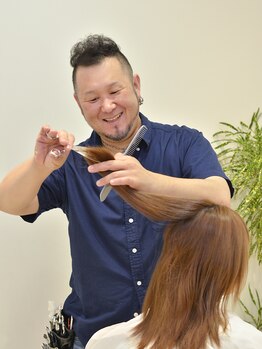 グラッド ヘアーアンドエステ(GLAD hair&esthe)の写真/髪の量が多い、クセが強い…そんなお悩みを持つ方のお助けサロン☆自然にまとまる扱いやすいスタイルに！