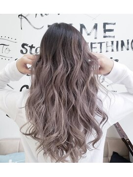 ヘアーデザインルアナ(Hair design Luana.) 外国人風グラデーションstyle