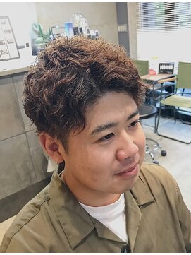 ヘアアイラッシュ リベット(hair eyelash RIVET) アップバング×無造作パーマ