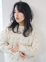 ブルック(BROOK.)&nbsp;黒髪とミディアムウルフ