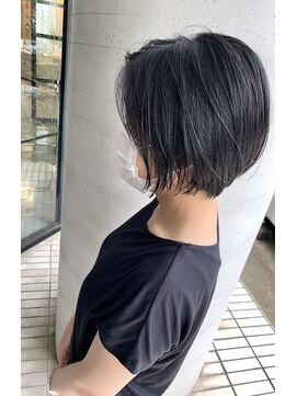 サーカス(circus) 黒髪だからこそできる大人の洗練ショート★