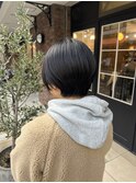 ショートカット　黒髪