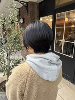 トータルビューティ ジェム バイ ヘアタイム(TOTAL BEAUTY gem by HAIR TIME) ショートカット　黒髪