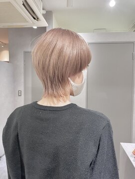 エミリアン(eMi lian) ショートウルフ