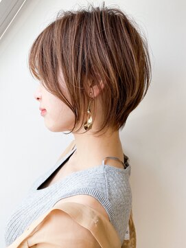 スタートウキョウ 渋谷(STAR TOKYO) 20代30代40代抜け感小顔ショートレイヤーミルクティベージュ