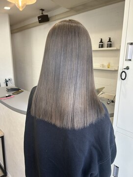 ラヴィリス バイ レム(Raviliss by rem) ダブルカラー/グレージュカラー髪質改善/縮毛矯正/美髪/艶髪