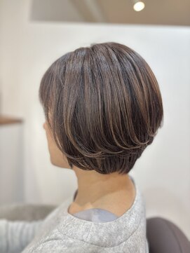 エン(enn...) ショートボブ