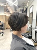ショートボブ
