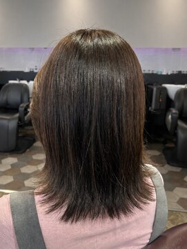 ヘアーサロン デ フォーエバークレール(hairsalon de Forever clair) うるツヤ寒色ブラウン×すっきりまとまる外羽ミディアムヘア