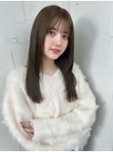 大人可愛い小顔カットミディアムチョコレートカラーブリーチなし