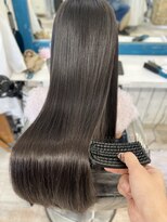 ナチュラ(natura)&nbsp;髪質改善ストレートロング 2