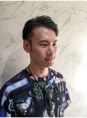 シンプル黒髪ツーブロック仕立ての爽やかメンズショート☆