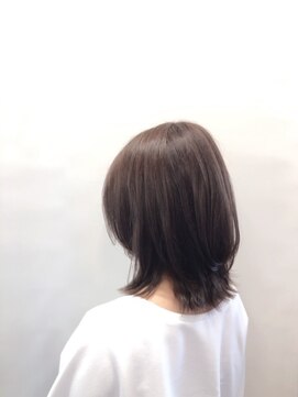 ヘア プロデュース アイモ(Hair Produce Aimo) 大人アッシュのくびれセミディ☆