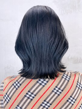 アイティーバイアルバム 松戸店(IT by ALBUM) ブルーブラック_チェリーブラウンフェミニンロング_ba364891