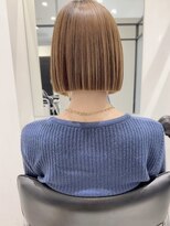 ヴィヴィー 福岡天神店(VIVIE)&nbsp;ぱつっとラインが人気の切りっぱなしボブ