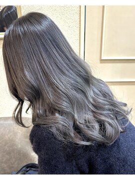 イザ トーキョー(IZA TOKYO) メルティーカラー/フェミニンロング/似合わせカットミディアム