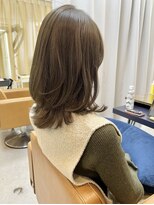 キラーナセンダイ(KiRANA SENDAI) オリーブベージュ×ふんわりくびれミディ