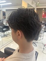 シャンプーボーイエイムス(SHAMPOO BOY aims) シャドウパーマ風メンズカット