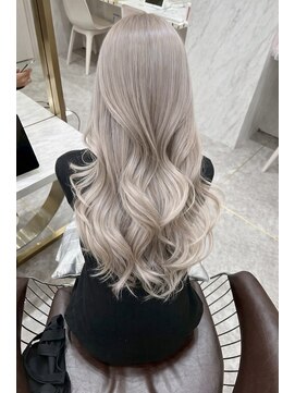 ロール 博多(Role) 似合わせカット/ダブルカラー/ブリーチ/ミルクティーベージュ