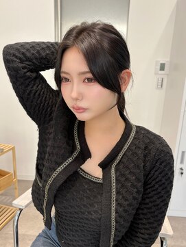 ラクシア(LucxiA) 韓国ヘア/レイヤーカット/顔まわりカット/Instagram @ken__gucci