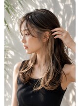 【トレンドのハイトーン＆デザインカラー】都内に行かなくても叶う外国人風ハイライト透明感カラー《Lico》