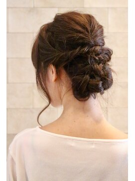 ソッリーソ ヘア(sorriso hair) 【sorriso hair桜山】およばれゆるふわアップスタイル