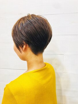 ハグ(HUG) ショートボブレディース　ツーブロック☆HUG 西明石