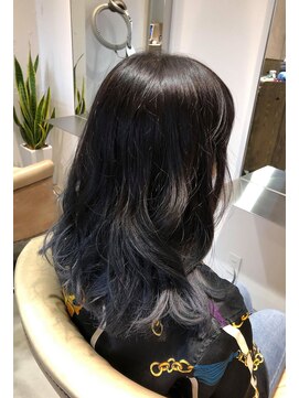 ヘアアンドメイク オプシス(Hair&Make OPSIS) ダブルカラーでグレーのお洒落さん