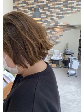 リリィ(LILY) 外ハネボブ