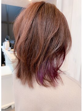 キャアリー(Caary) 福山市インナーカラー　大人外ハネウルフ人気キャアリーCaary