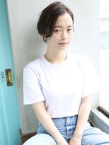 バース(BIRTH)&nbsp;天神【BIRTH】大人かわいい耳かけペールベージュショート