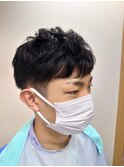ナチュラルパート ツーブロック ショート ビジネスマン 学生、