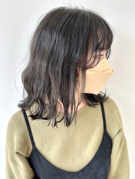 フォーク FOLK 【FOLK】透明感ダークグレージュ☆似合わせ波巻きミディアム♪