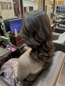 キャラ 池袋本店(CHARA) 数ヶ月経っても可愛いコテ巻き風パーマがコスパ良い♪【貴也】