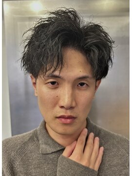 クオンヒール(QUON HEAL) ソフトツイストスパイラルアップバングショート