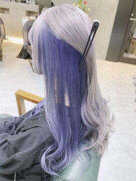 デイズ(days) ホワイトブロンドホワイトベージュ　インナーカラーブルーカラー