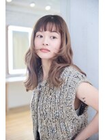 ケアリー 越谷レイクタウン(Carelly)&nbsp;デザインカラー/レイヤーカット/ウェットヘア/オリーブベージュ