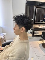 アイズ 海老名(AIZU)&nbsp;スパイキーショート　ピンパーマ　ショートパーマ　刈り上げ