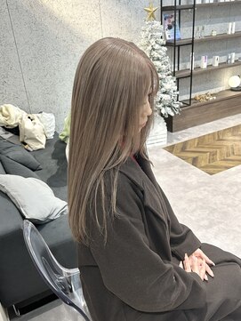 ローレン(Lolen.) ミルクティーベージュ/似合わせカット/フェミニンロング