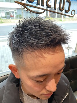 フォーコーナーズ(Four Corners) フェザーアップ