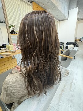 キーロ センター南(kiiro) 細めハイライト