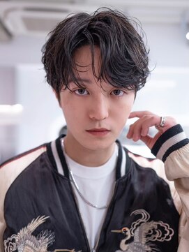 ハバナ 新宿(HAVANA) ソフトツーブロック/刈り上げ/センターパート/ツイスト/ビジネス