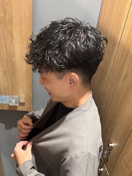 シャドウパーマ